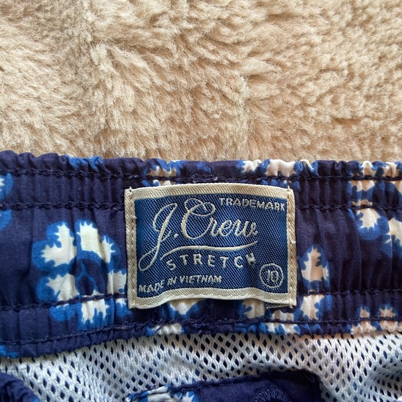 JCrew boys size 10 swim trunks - Picture 3 of 5